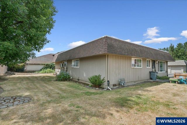 3456 Chiefs Ct NE, Salem, OR 97305