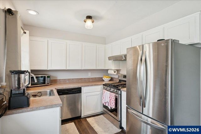 3456 Chiefs Ct NE, Salem, OR 97305