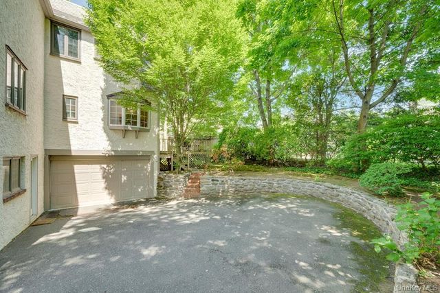 39 Dante Street, Larchmont, NY 10538