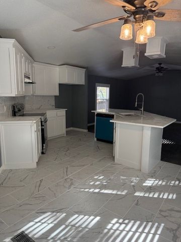 4640 Lyndi Lane, Granbury, TX 76049