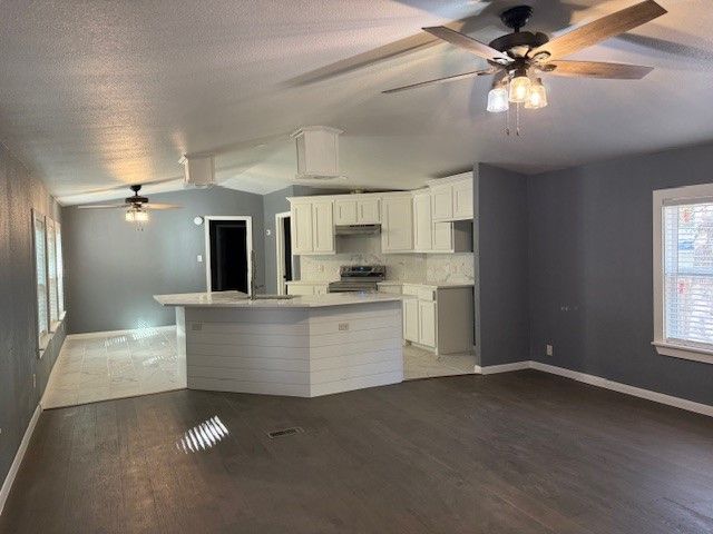 4640 Lyndi Lane, Granbury, TX 76049