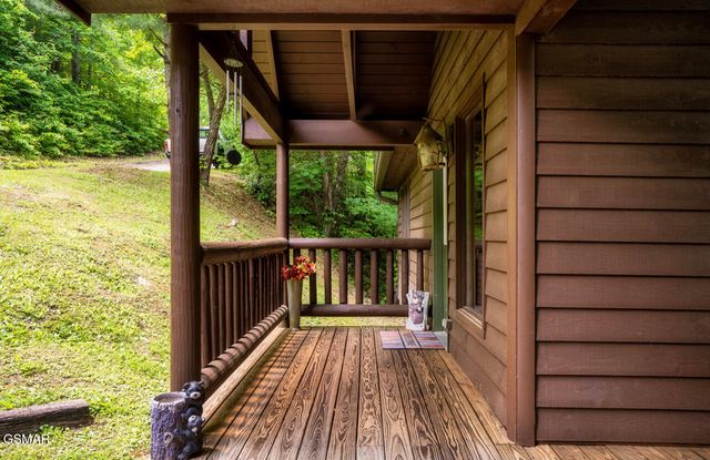 4328 Parkside Village Drive, Sevierville, TN 37862