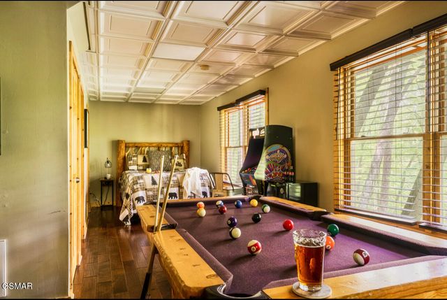 4328 Parkside Village Drive, Sevierville, TN 37862