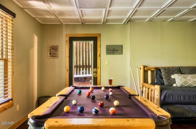 4328 Parkside Village Drive, Sevierville, TN 37862