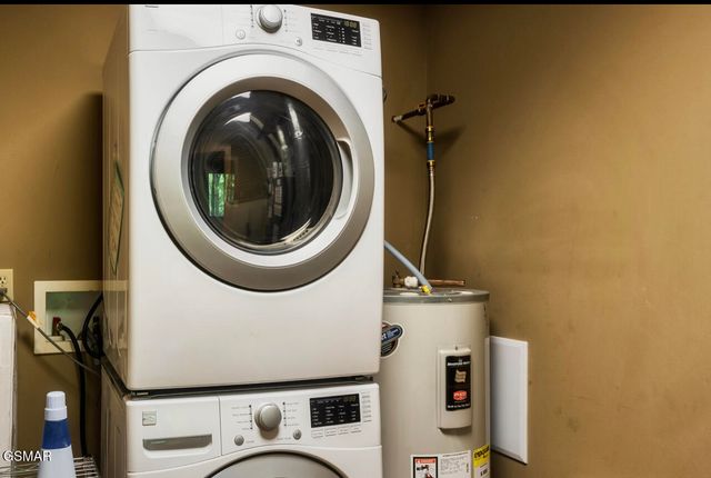 4328 Parkside Village Drive, Sevierville, TN 37862