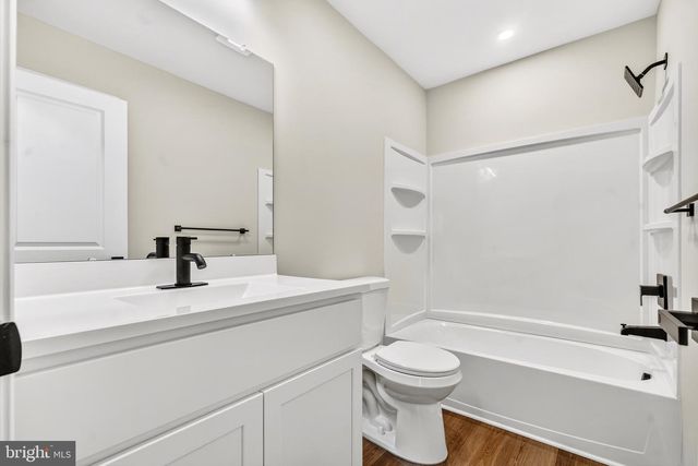 69 MAIN ST, Bridgeport, NJ 08014