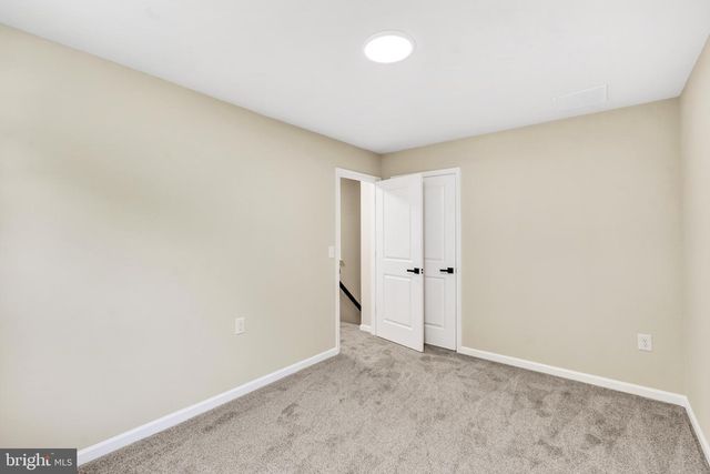 69 MAIN ST, Bridgeport, NJ 08014