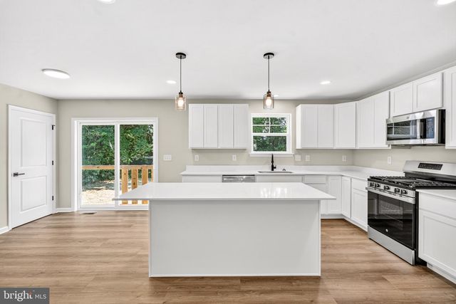 69 MAIN ST, Bridgeport, NJ 08014