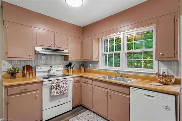 6309 Warwick Drive, Pleasant Garden, NC 27313