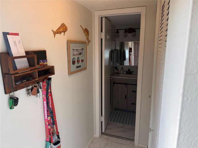 11485 OAKHURST ROAD 1100-1, Largo, FL 33774