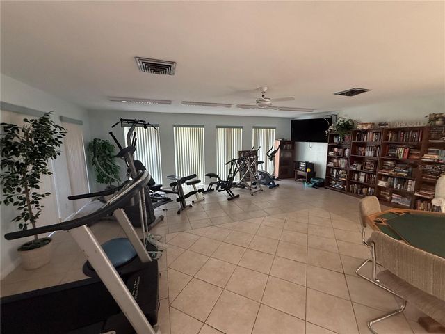 11485 OAKHURST ROAD 1100-1, Largo, FL 33774