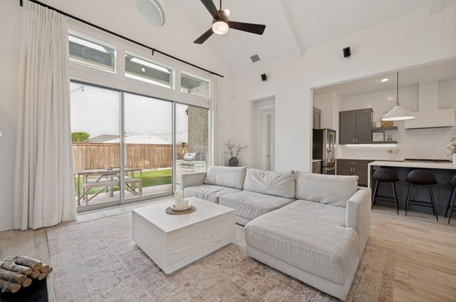 4753 Brockwell Drive, Carrollton, TX 75010