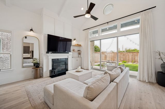 4753 Brockwell Drive, Carrollton, TX 75010