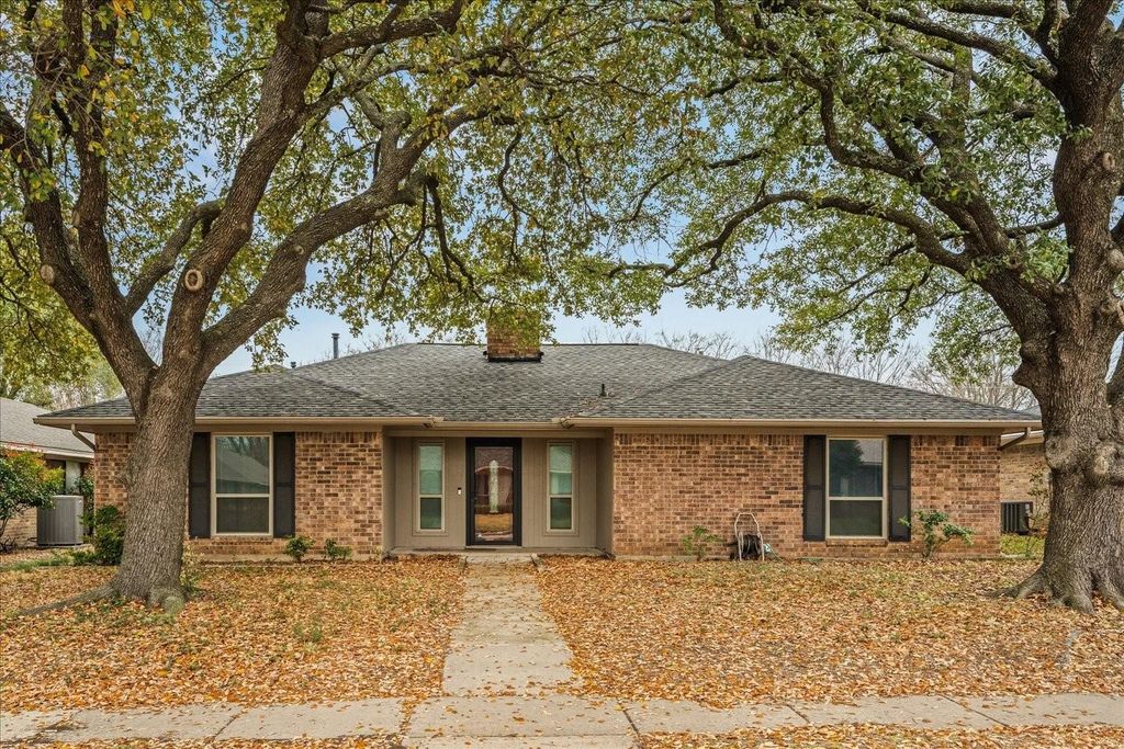 311 Gwendola Drive, Mckinney, TX 75071