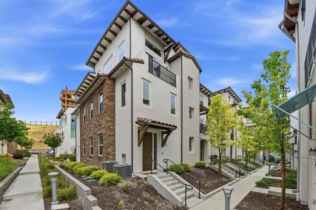 3078 Empoli Lane 5, San Jose, CA 95136