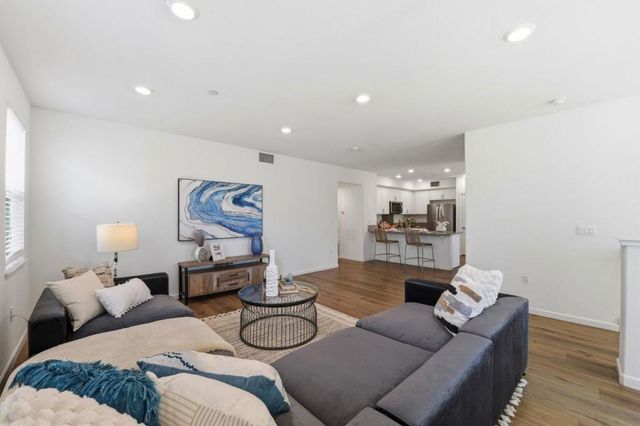 3078 Empoli Lane 5, San Jose, CA 95136