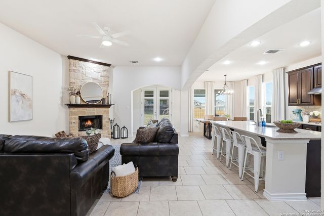 7715 Goldstrike Dr, San Antonio, TX 78254