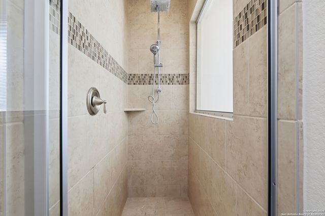 7715 Goldstrike Dr, San Antonio, TX 78254