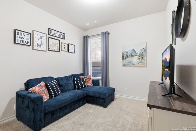 7715 Goldstrike Dr, San Antonio, TX 78254