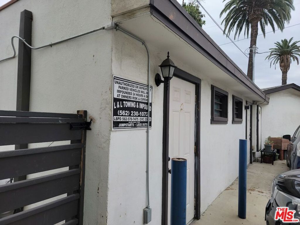 Image 19 of property listing at 702 CEDAR Avenue, Long Beach, CA 90813