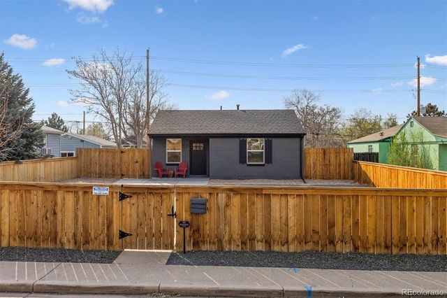 3615 N Saint Paul Street, Denver, CO 80205