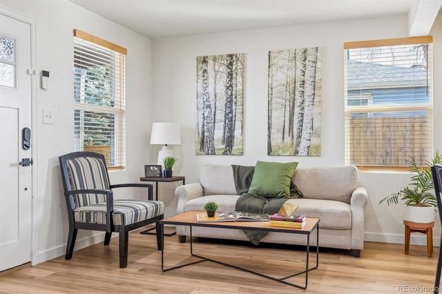 3615 N Saint Paul Street, Denver, CO 80205