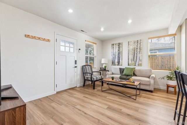 3615 N Saint Paul Street, Denver, CO 80205