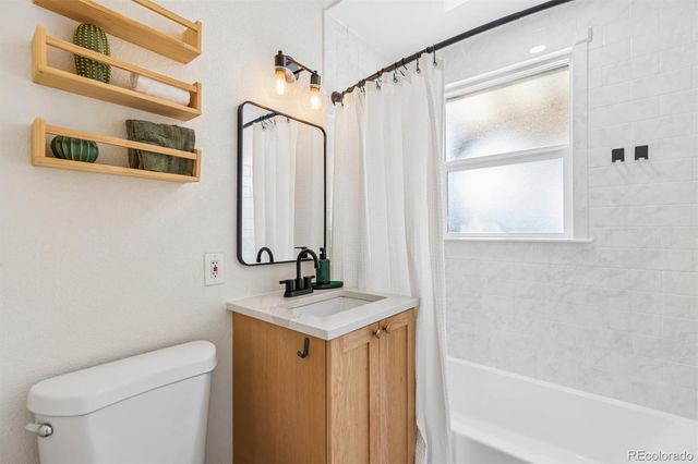 3615 N Saint Paul Street, Denver, CO 80205