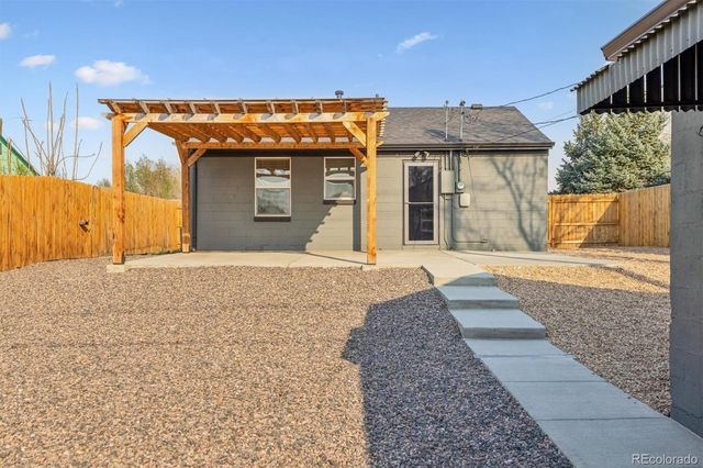 3615 N Saint Paul Street, Denver, CO 80205