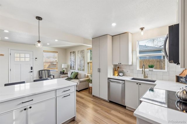 3615 N Saint Paul Street, Denver, CO 80205