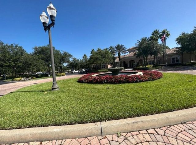 1357 VENEZIA COURT 102, Davenport, FL 33896