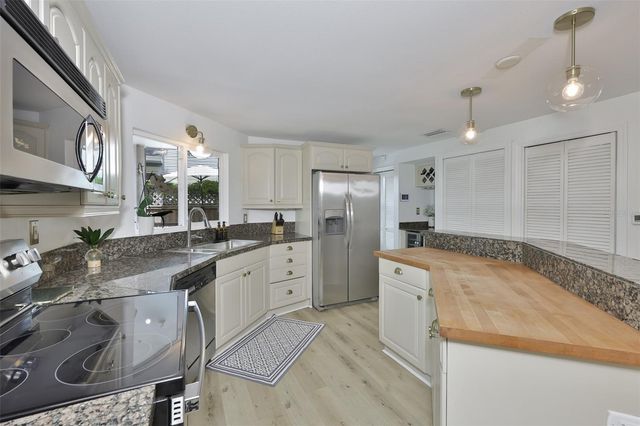 1615 W WATROUS AVENUE, Tampa, FL 33606
