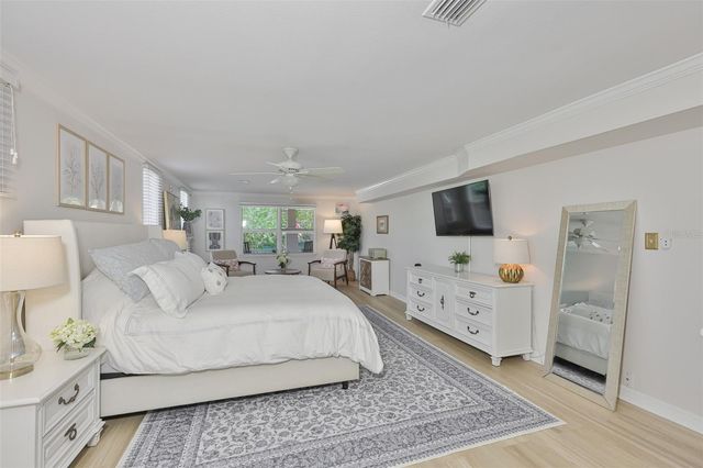 1615 W WATROUS AVENUE, Tampa, FL 33606