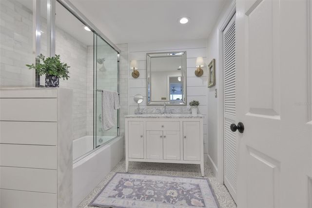 1615 W WATROUS AVENUE, Tampa, FL 33606