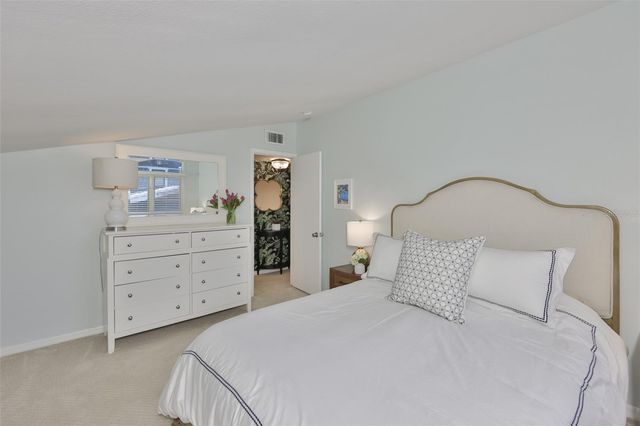 1615 W WATROUS AVENUE, Tampa, FL 33606