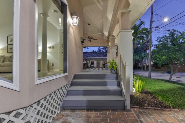 1615 W WATROUS AVENUE, Tampa, FL 33606