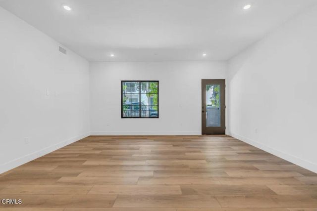 139 S Oak Knoll Avenue 103, Pasadena, CA 91101