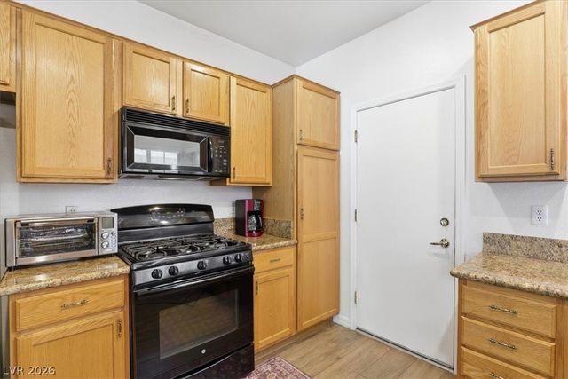 1803 Cypress Bay Avenue, Henderson, NV 89012