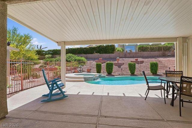 1803 Cypress Bay Avenue, Henderson, NV 89012