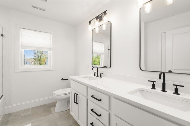 1 Rogers Brook East, Andover, MA 01810