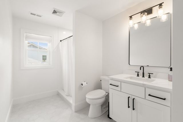 1 Rogers Brook East, Andover, MA 01810