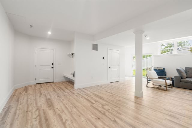 1 Rogers Brook East, Andover, MA 01810