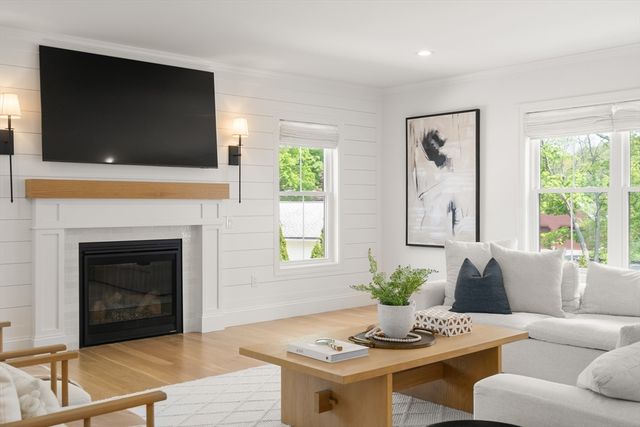 1 Rogers Brook East, Andover, MA 01810