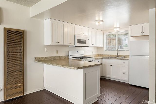 2221 Oak Street, Paso Robles, CA 93446