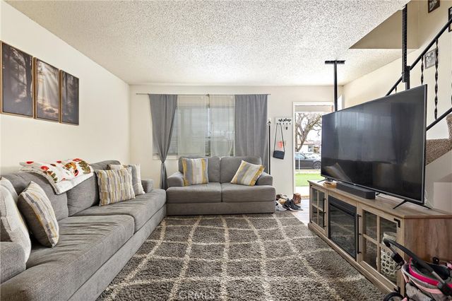 2221 Oak Street, Paso Robles, CA 93446