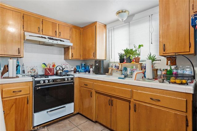 2221 Oak Street, Paso Robles, CA 93446