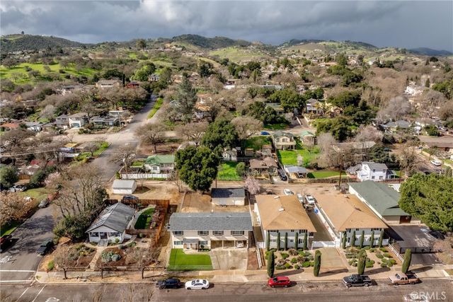 2221 Oak Street, Paso Robles, CA 93446