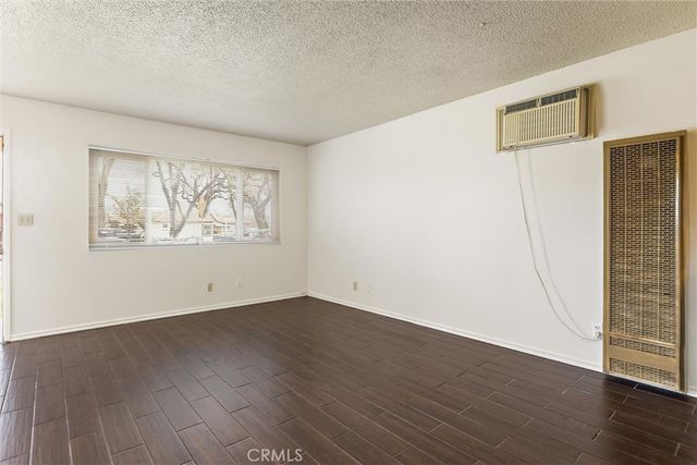 2221 Oak Street, Paso Robles, CA 93446