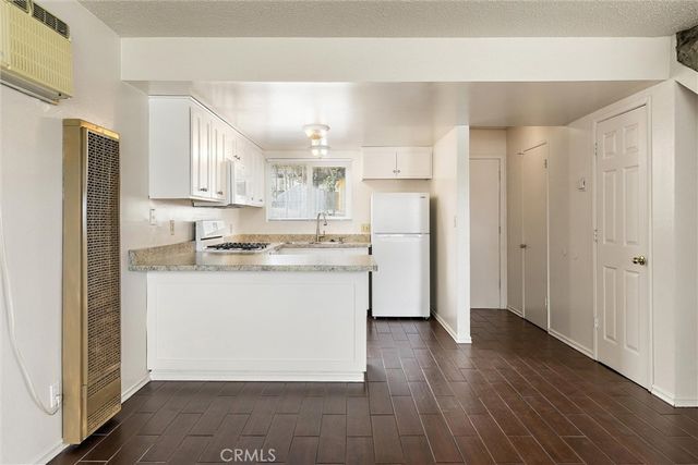 2221 Oak Street, Paso Robles, CA 93446