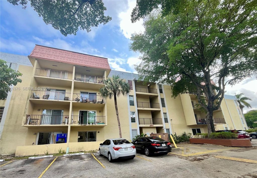 11925 NE 2nd Ave B101, North Miami, FL 33161